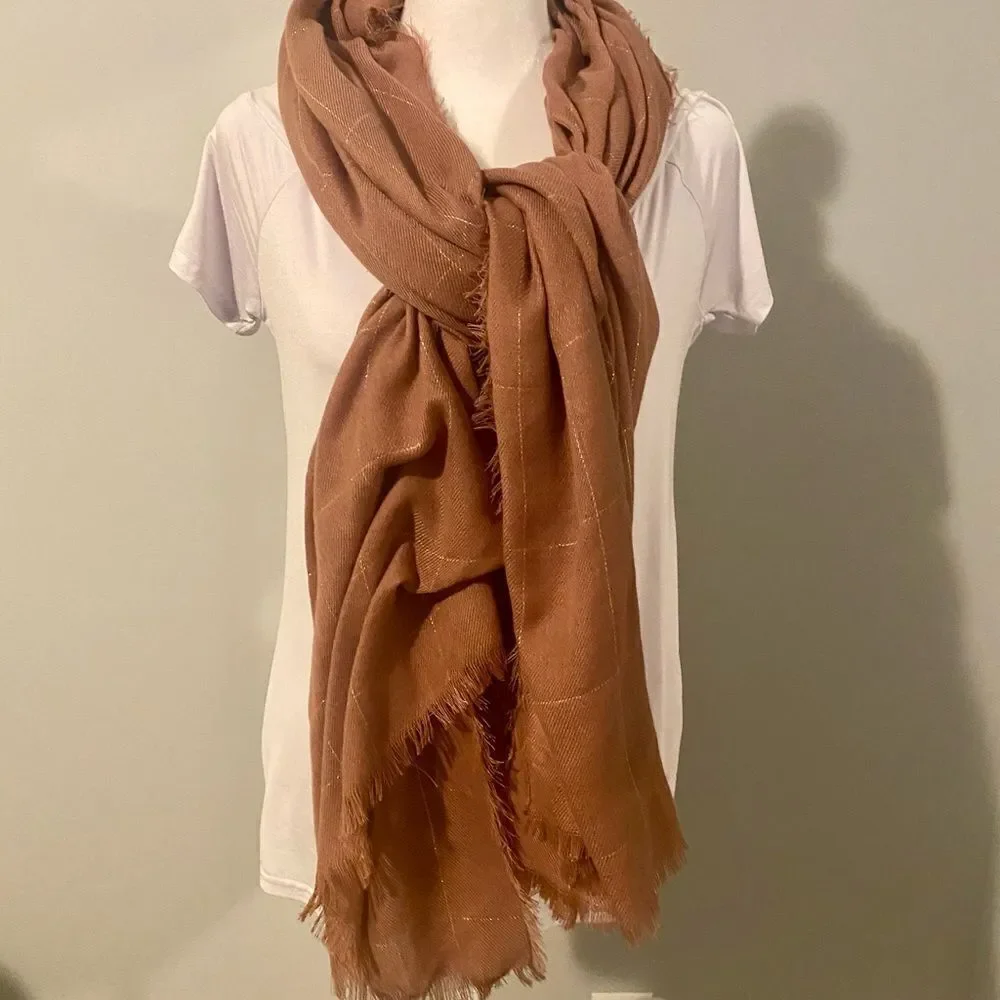 Blush scarf with gold accents woven throughout - Picture 1 of 5